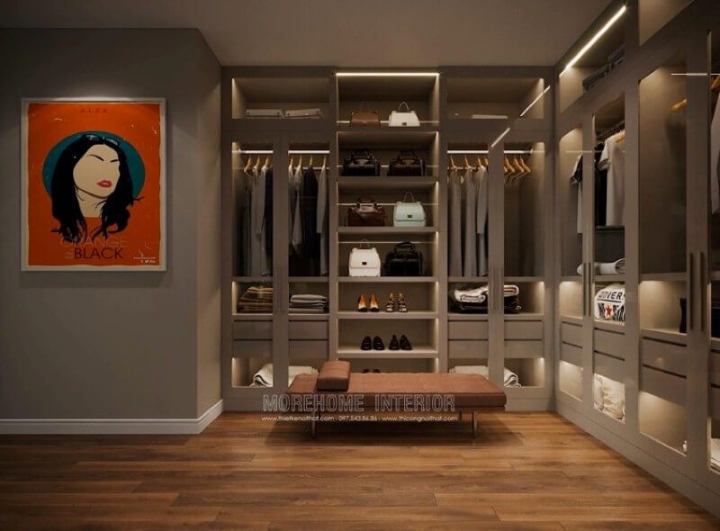 Thiết kế phòng thay đồ mở phong cách hiện đại với ý tưởng sử dụng tủ quần áo cửa kính cường lực trong suốt sẽ giúp bạn lựa đồ một cách nhanh chóng.